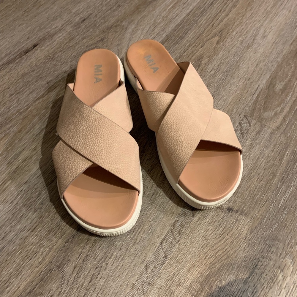 MIA Sandals